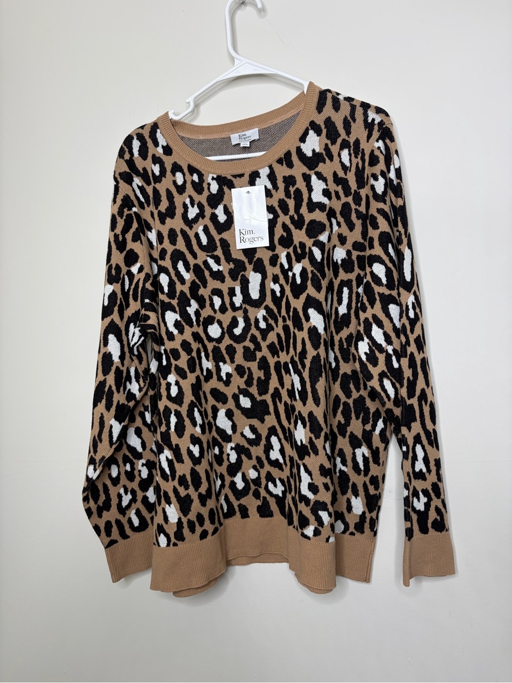 NWT Kim Rogers Leopard Print Crewneck Sweater - 100% cotton